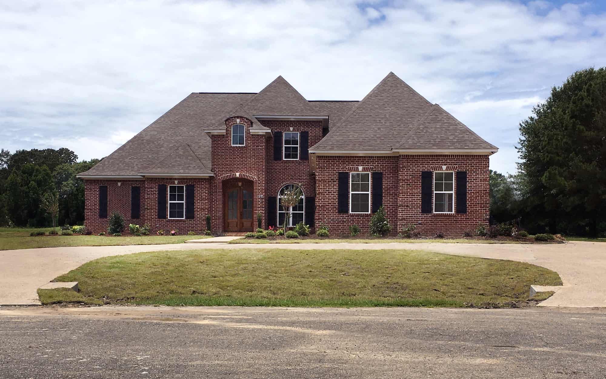 Front View of this 3-Bedroom,3329 Sq Ft Plan -140-1124