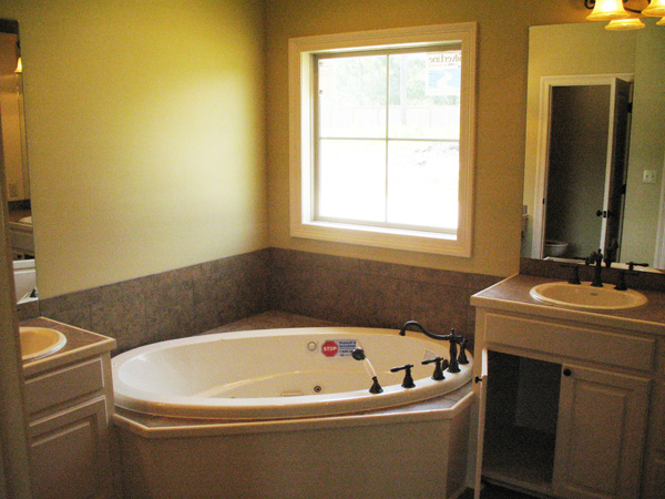 Master Bath of this 3-Bedroom,1635 Sq Ft Plan -1635
