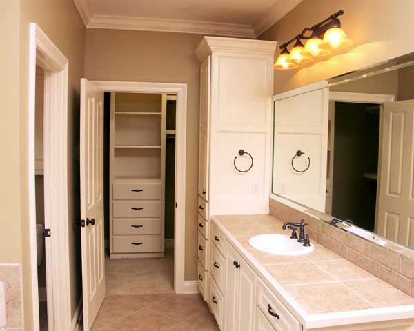 Home Interior Photograph of this 4-Bedroom,2750 Sq Ft Plan -2750