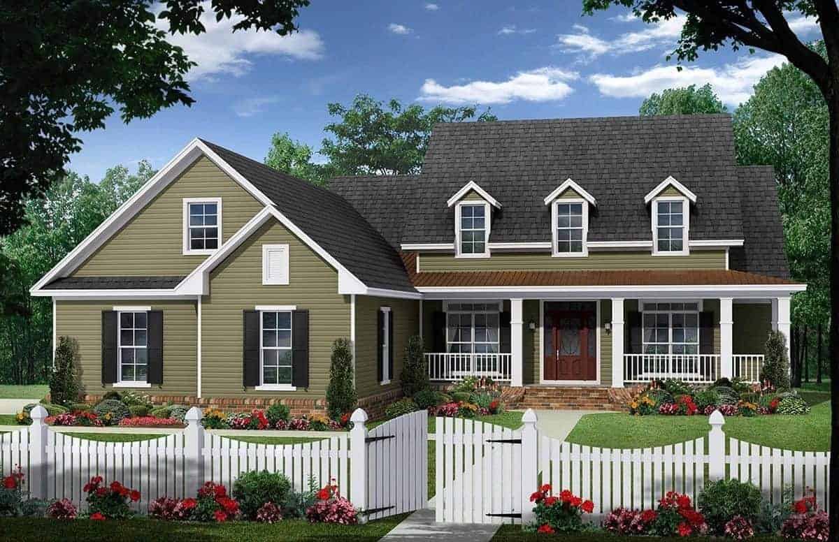 Front elevation of Cape Cod home (ThePlanCollection: House Plan #141-1129)