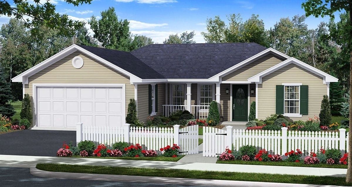 Front elevation of Traditional home (ThePlanCollection: House Plan #141-1255)