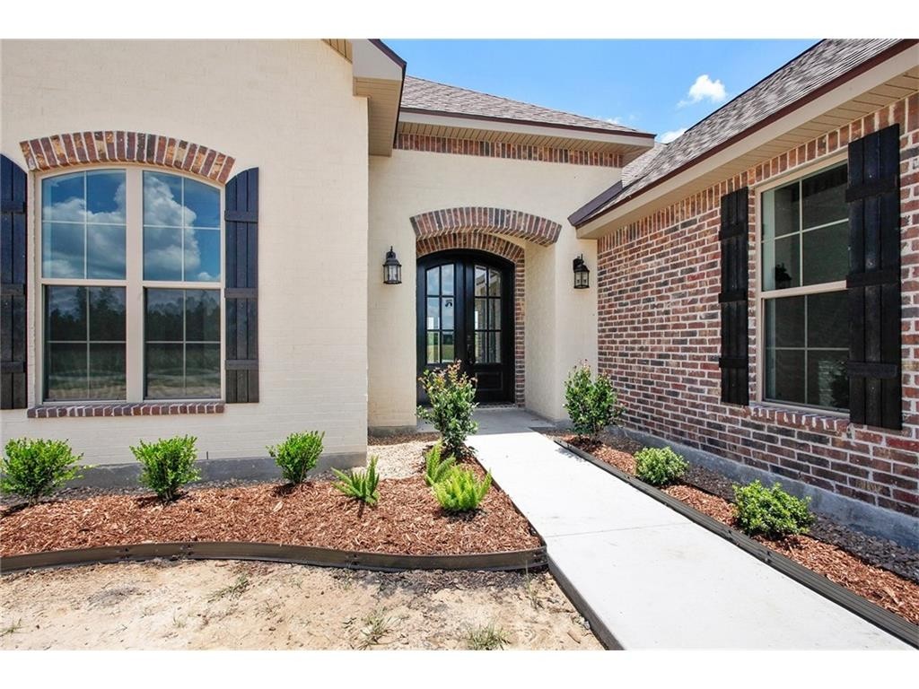 Front Door of this 3-Bedroom,1800 Sq Ft Plan -1800
