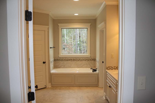 Master Bath of this 3-Bedroom,1900 Sq Ft Plan -1900
