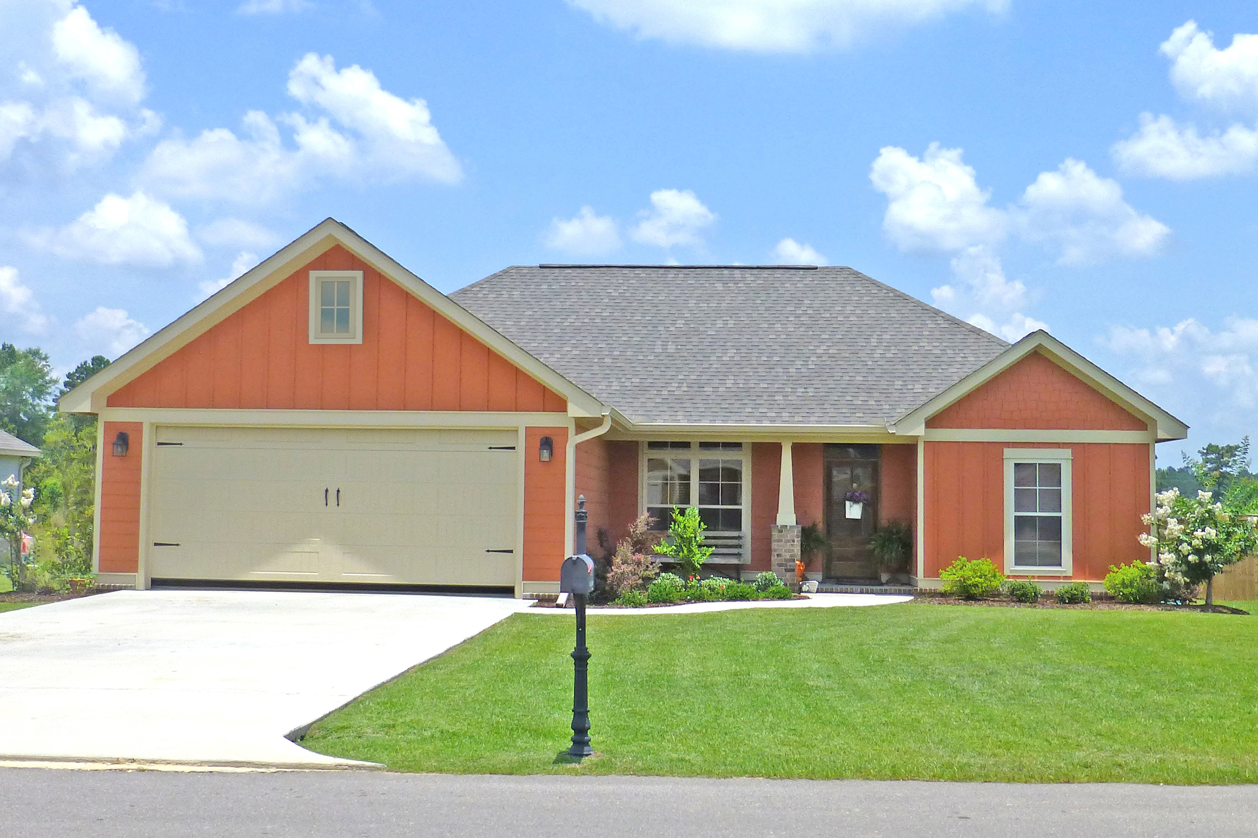 Craftsman House (Plan #142-1061) at The Plan Collection.