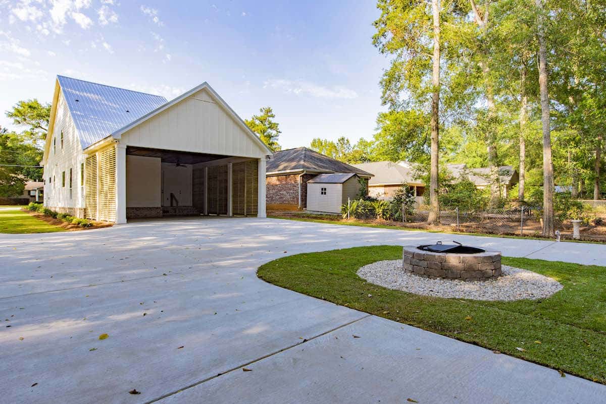 Rear View of this 4-Bedroom,2184 Sq Ft Plan -142-1128