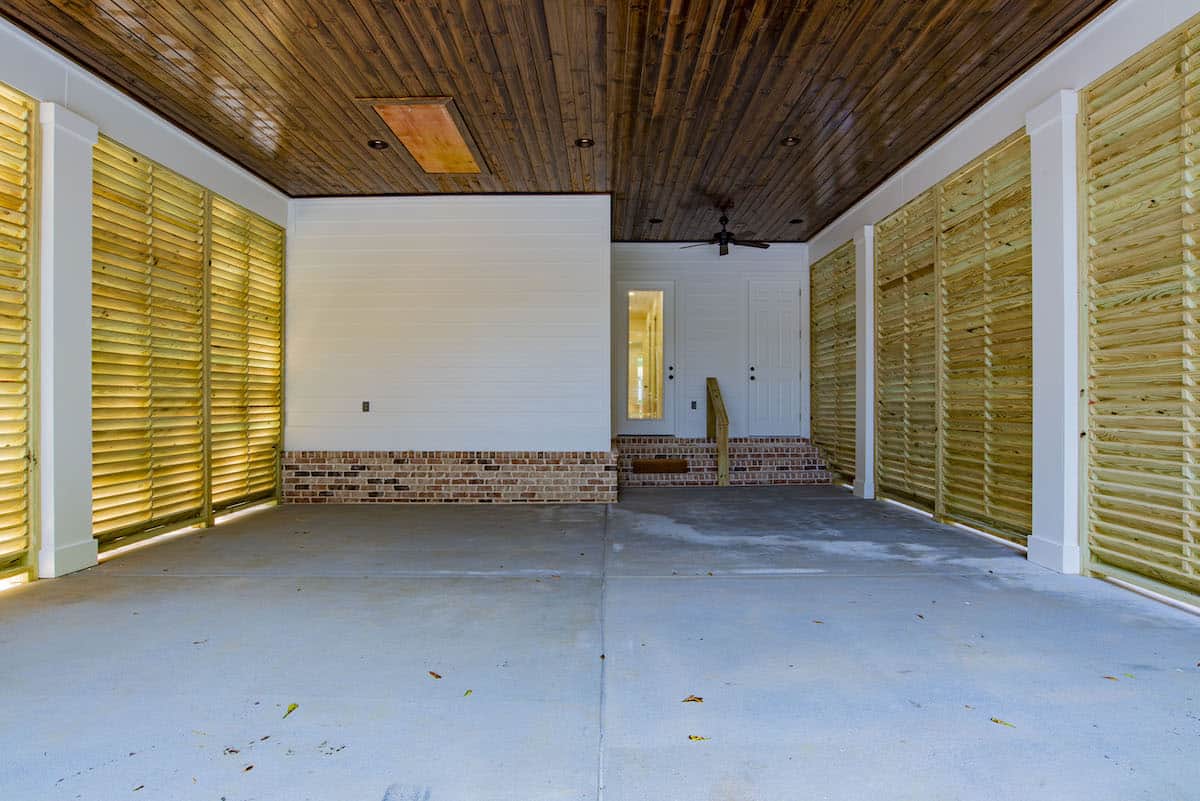 Garage of this 4-Bedroom,2184 Sq Ft Plan -142-1128