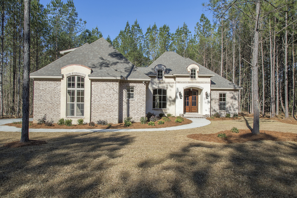 Landscaping of this 3-Bedroom,2146 Sq Ft Plan -2146