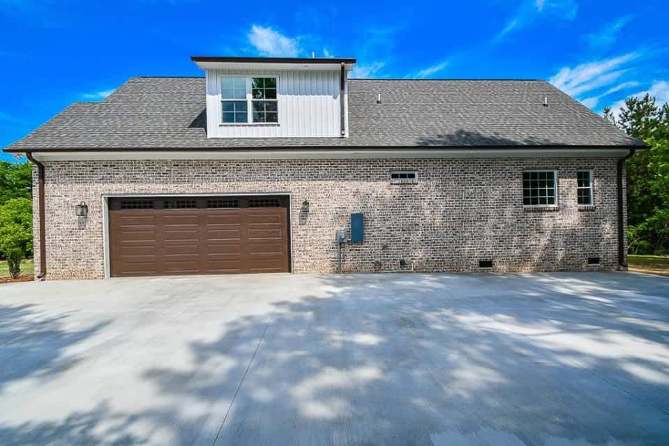 Right Side View of this 3-Bedroom,2469 Sq Ft Plan -142-1166
