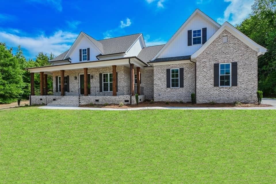Front View of this 3-Bedroom,2469 Sq Ft Plan -142-1166