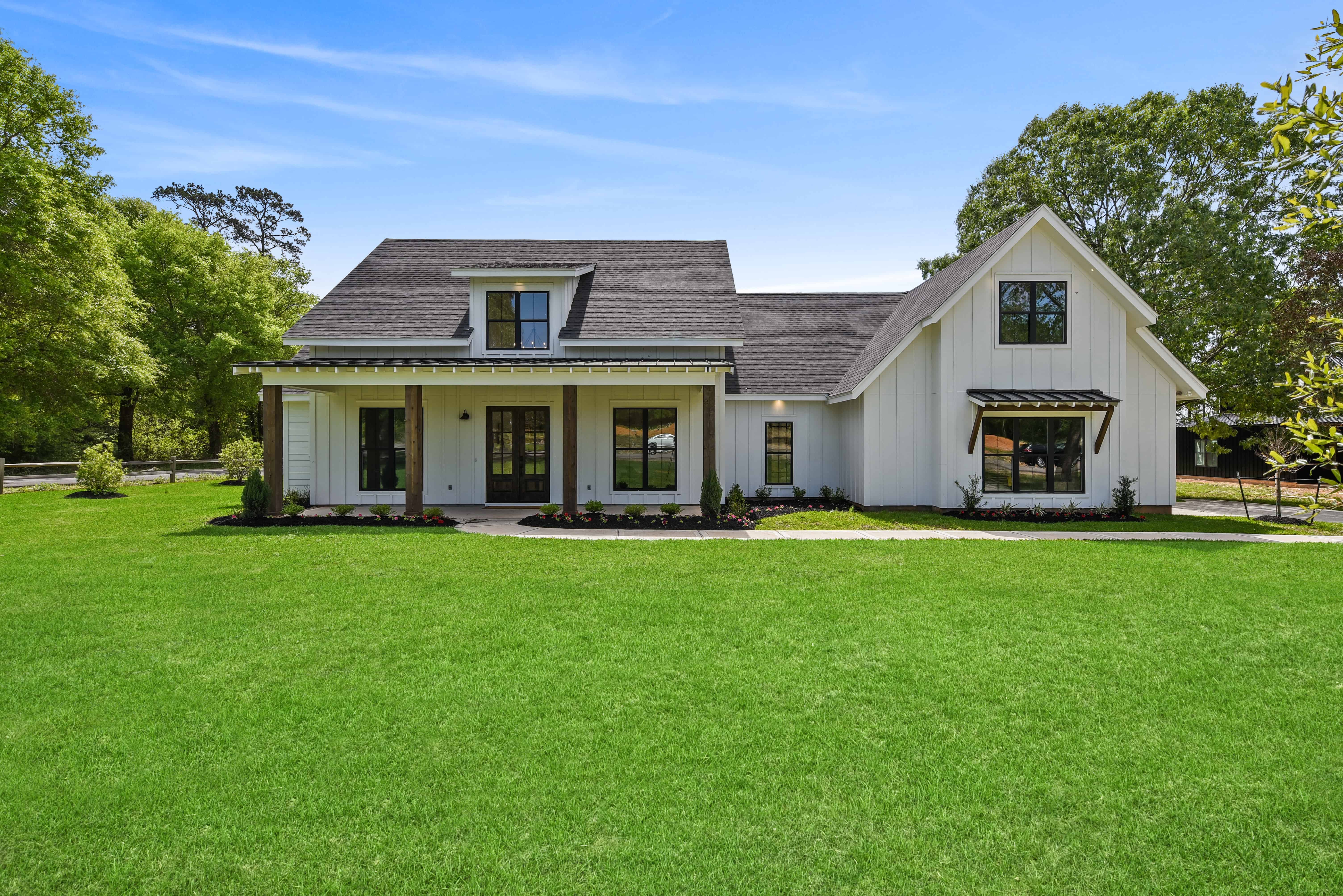 Front View of this 4-Bedroom,2686 Sq Ft Plan -142-1169