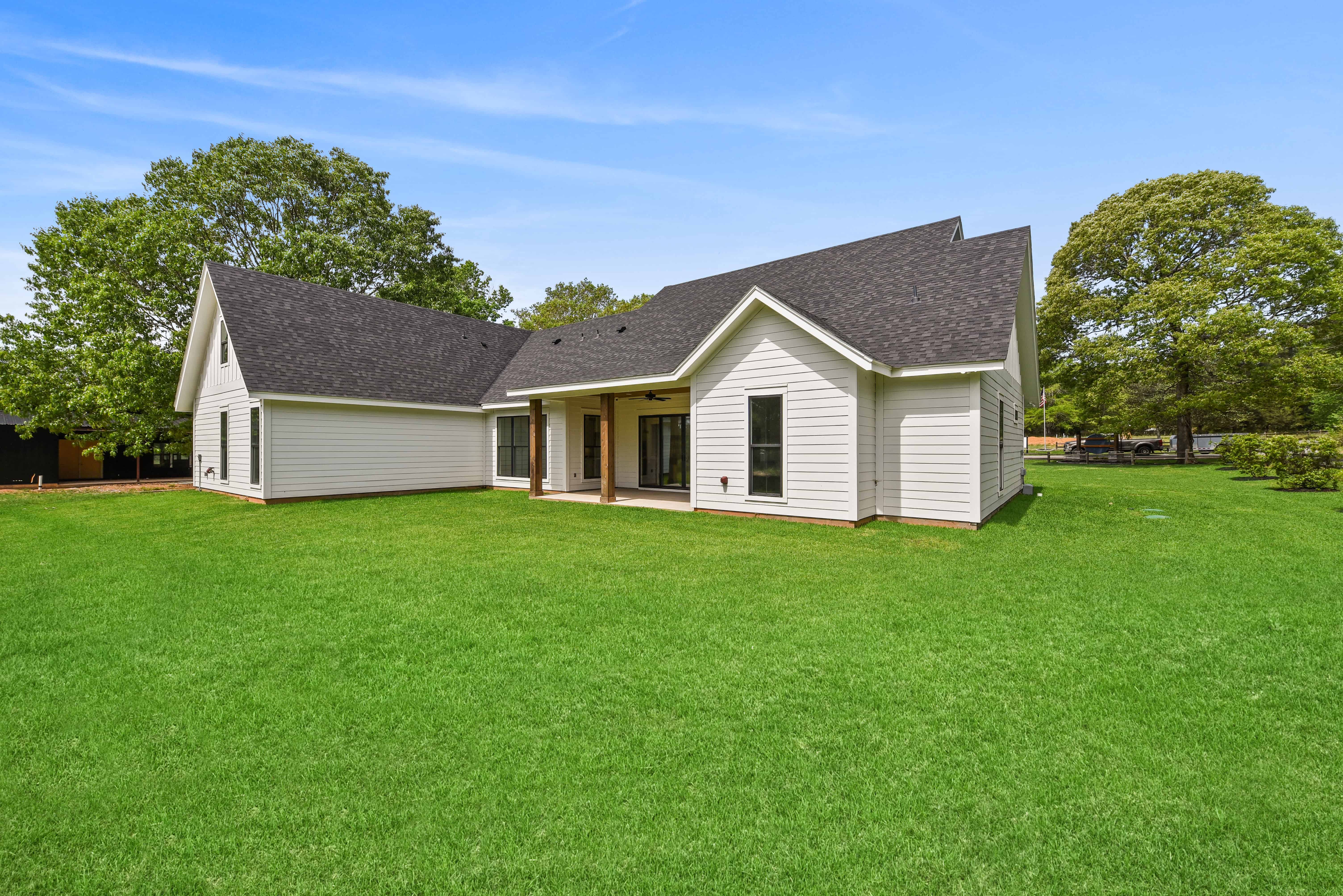 Rear View of this 4-Bedroom,2686 Sq Ft Plan -142-1169