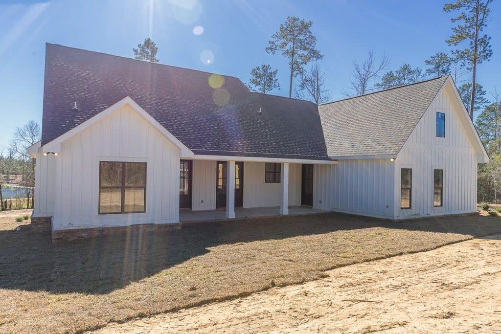 Rear View of this 3-Bedroom,2077 Sq Ft Plan -2077