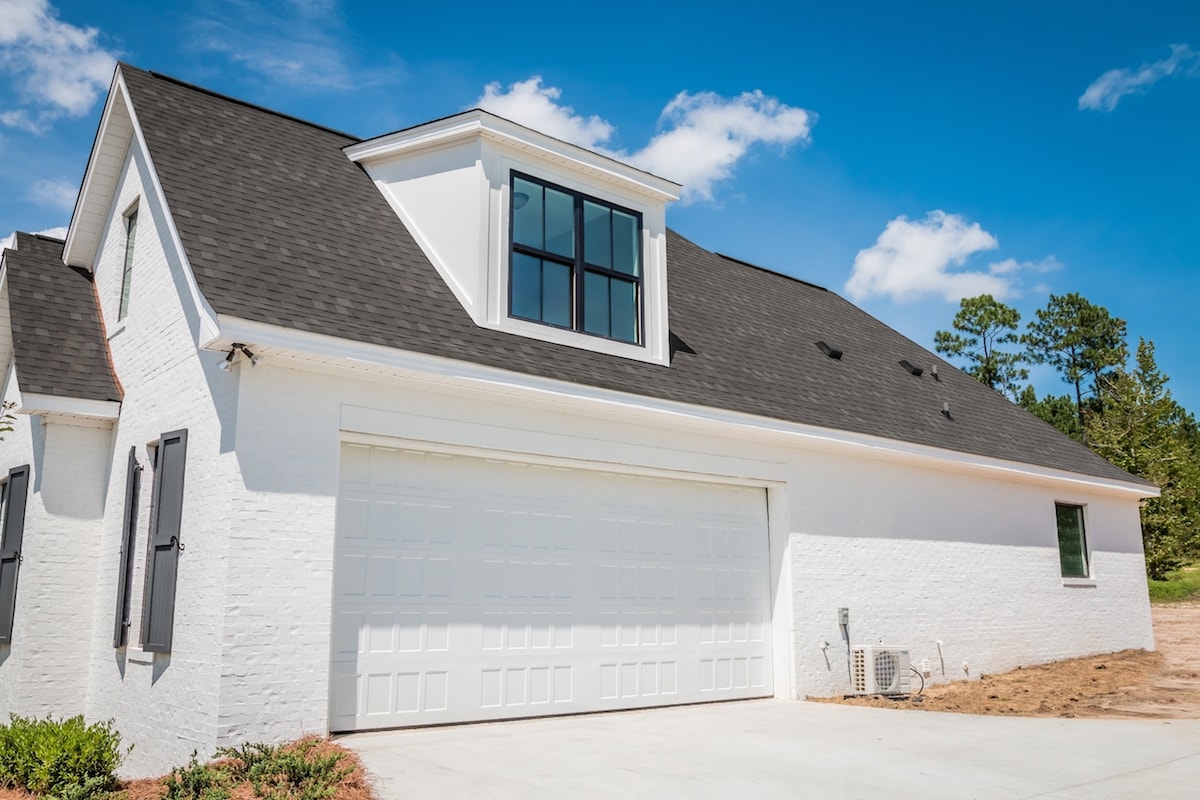 Right Side View of this 4-Bedroom,2404 Sq Ft Plan -2404