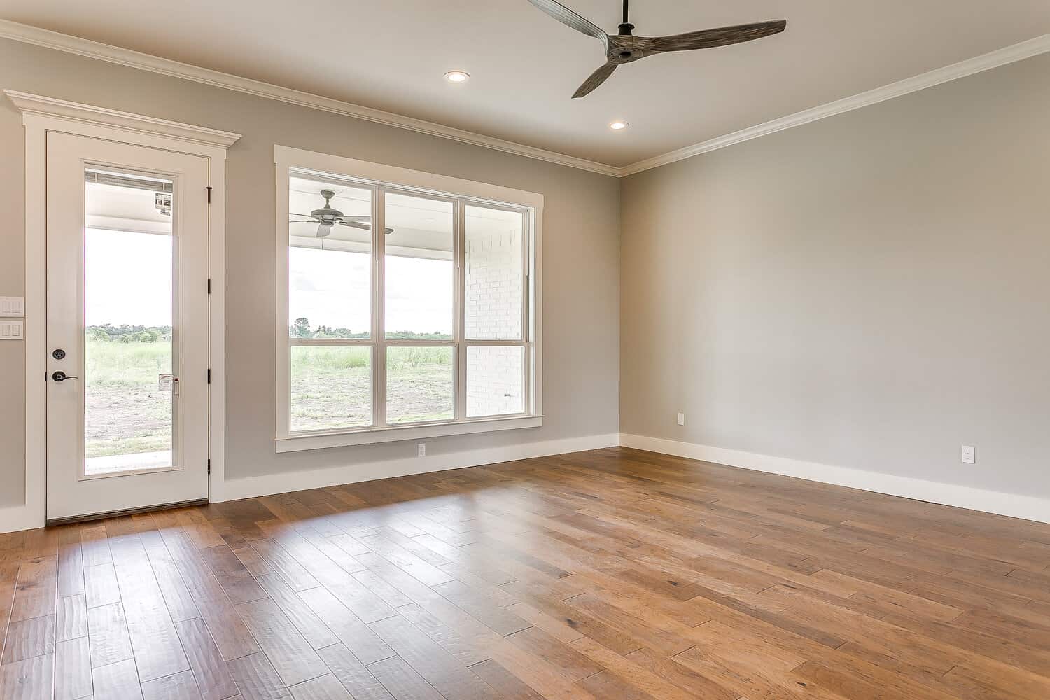 Home Interior Photograph of this 3-Bedroom,2165 Sq Ft Plan -142-1208