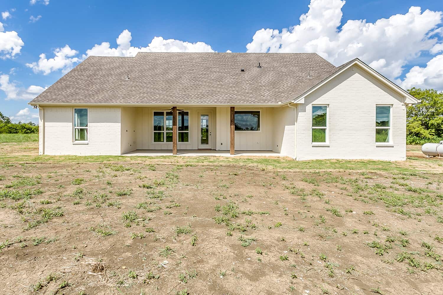 Rear View of this 3-Bedroom,2165 Sq Ft Plan -142-1208