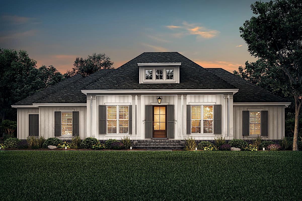 Home at Night of this 3-Bedroom, 2588 Sq Ft Plan - 142-1234