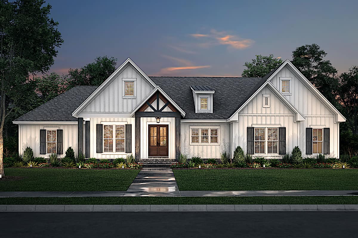 Home at Night of this 3-Bedroom, 2249 Sq Ft Plan - 142-1246