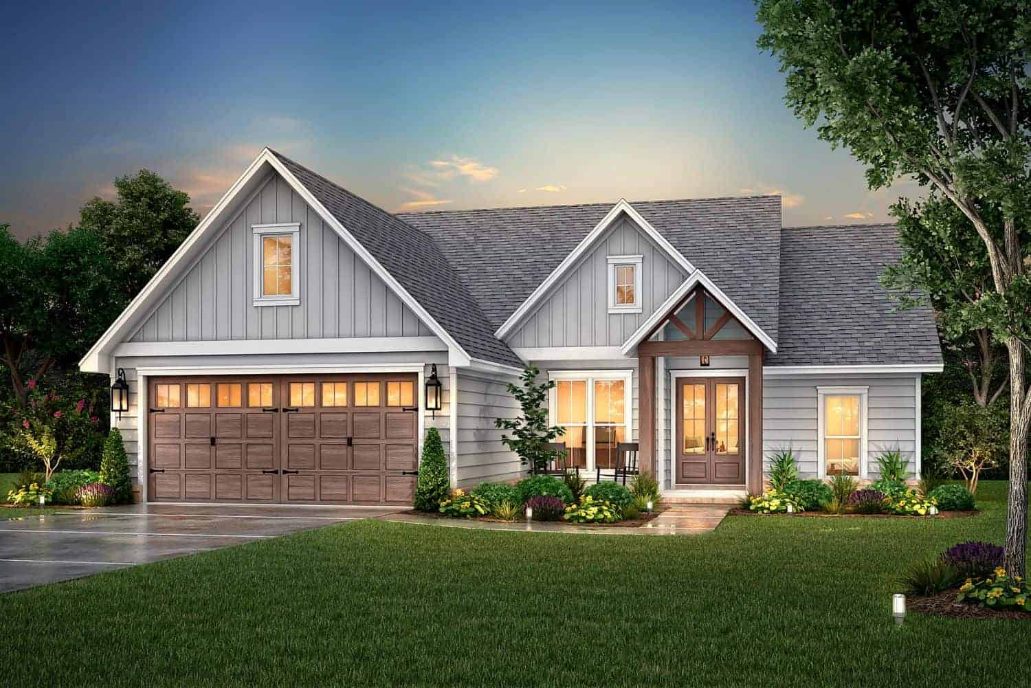 Front elevation of Country home (ThePlanCollection: House Plan #142-1422)