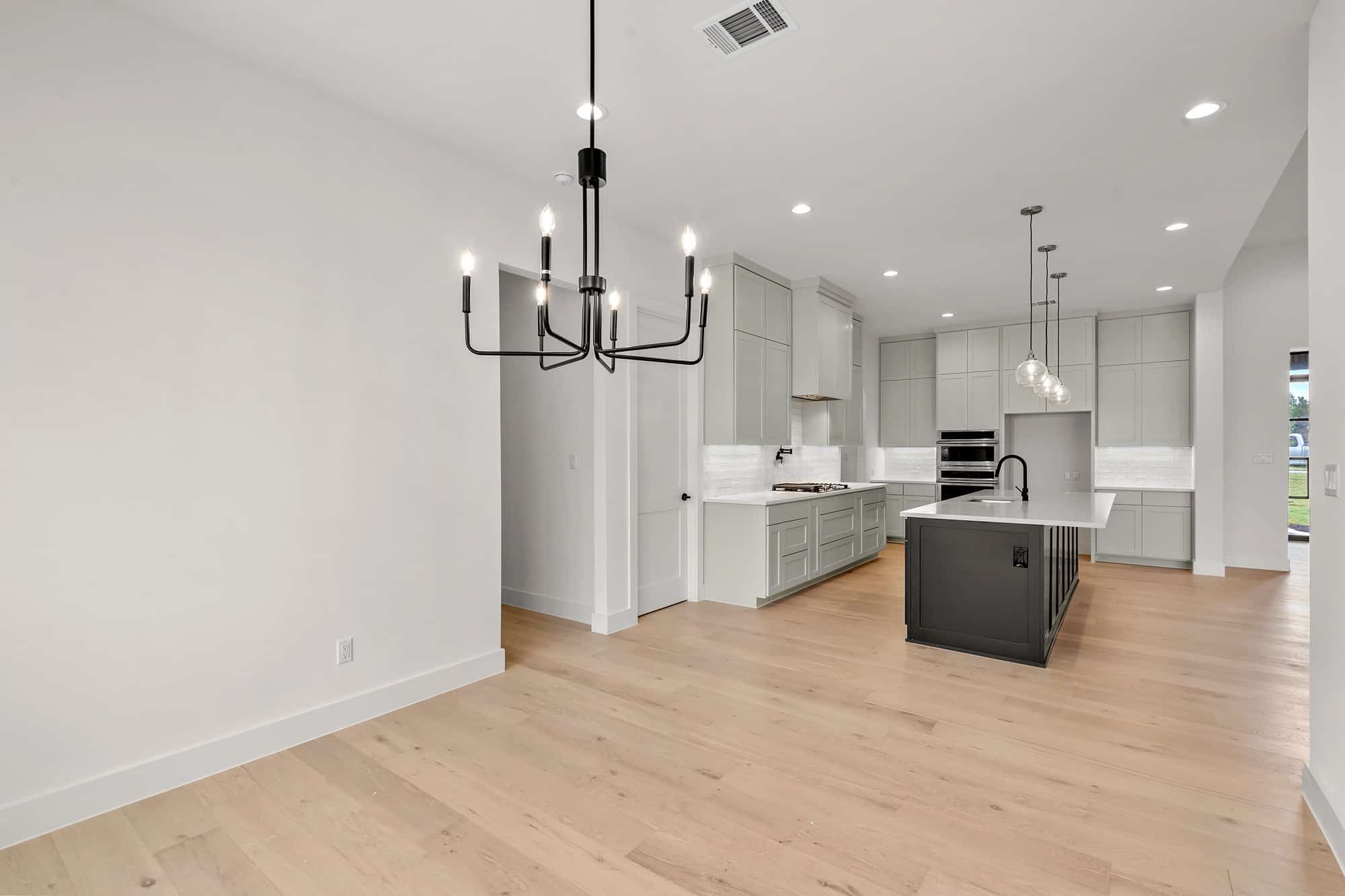 Dining Room of this 4-Bedroom,3055 Sq Ft Plan -142-1439