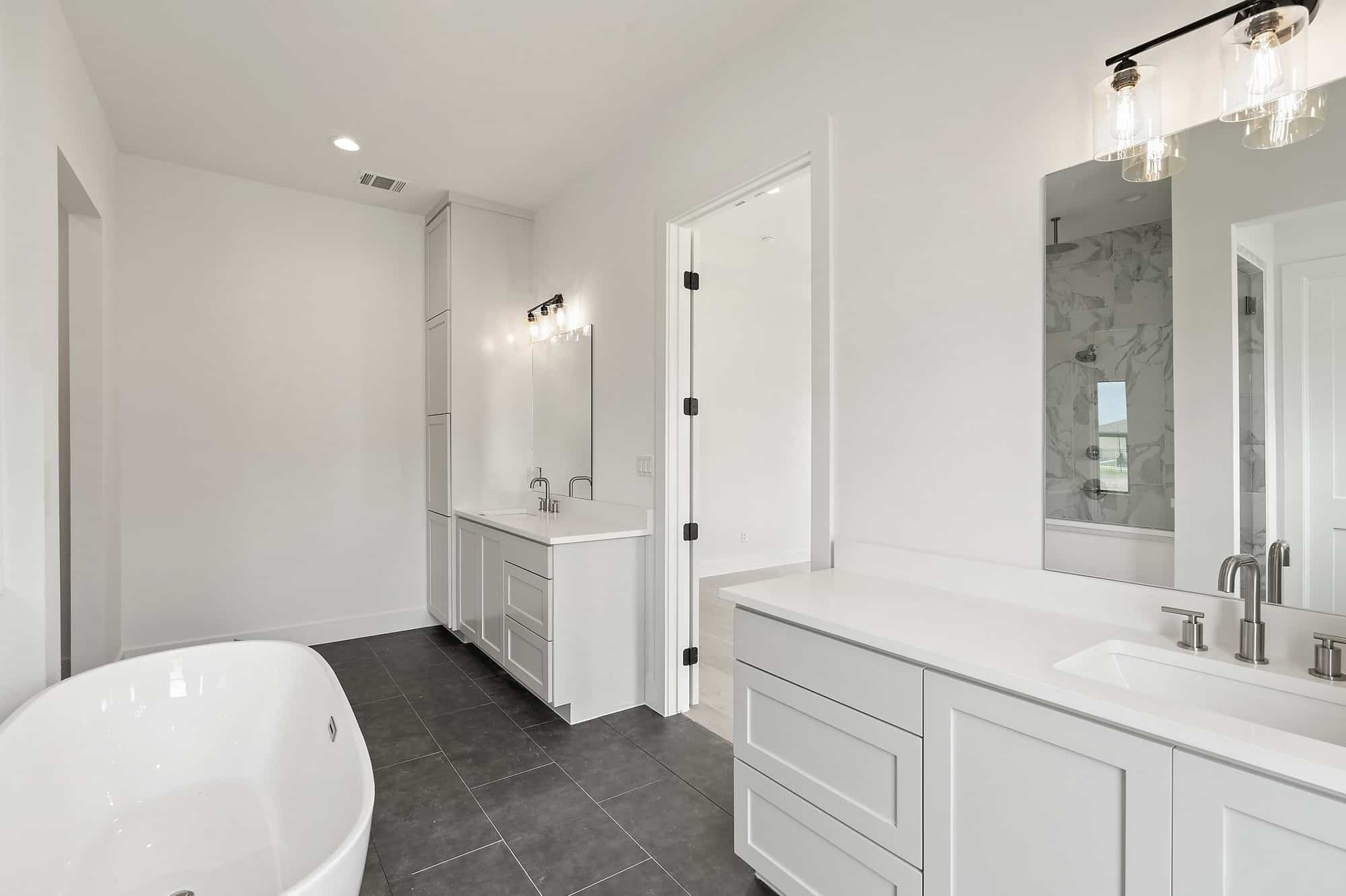 Master Bathroom of this 4-Bedroom,3055 Sq Ft Plan -142-1439