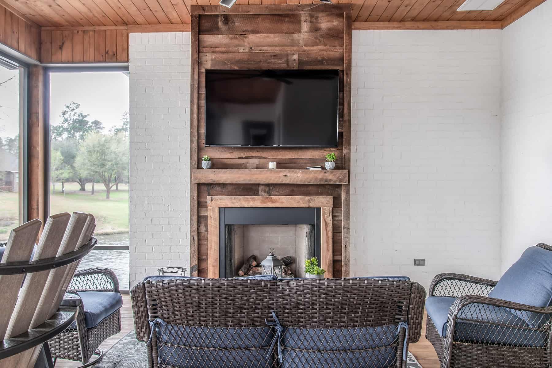Great Room: Fireplace of this 4-Bedroom,3106 Sq Ft Plan -142-1446