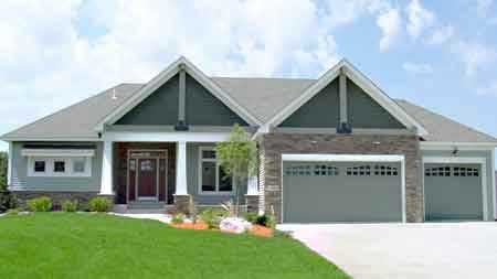 Front view of Country home (ThePlanCollection: House Plan #146-2795)