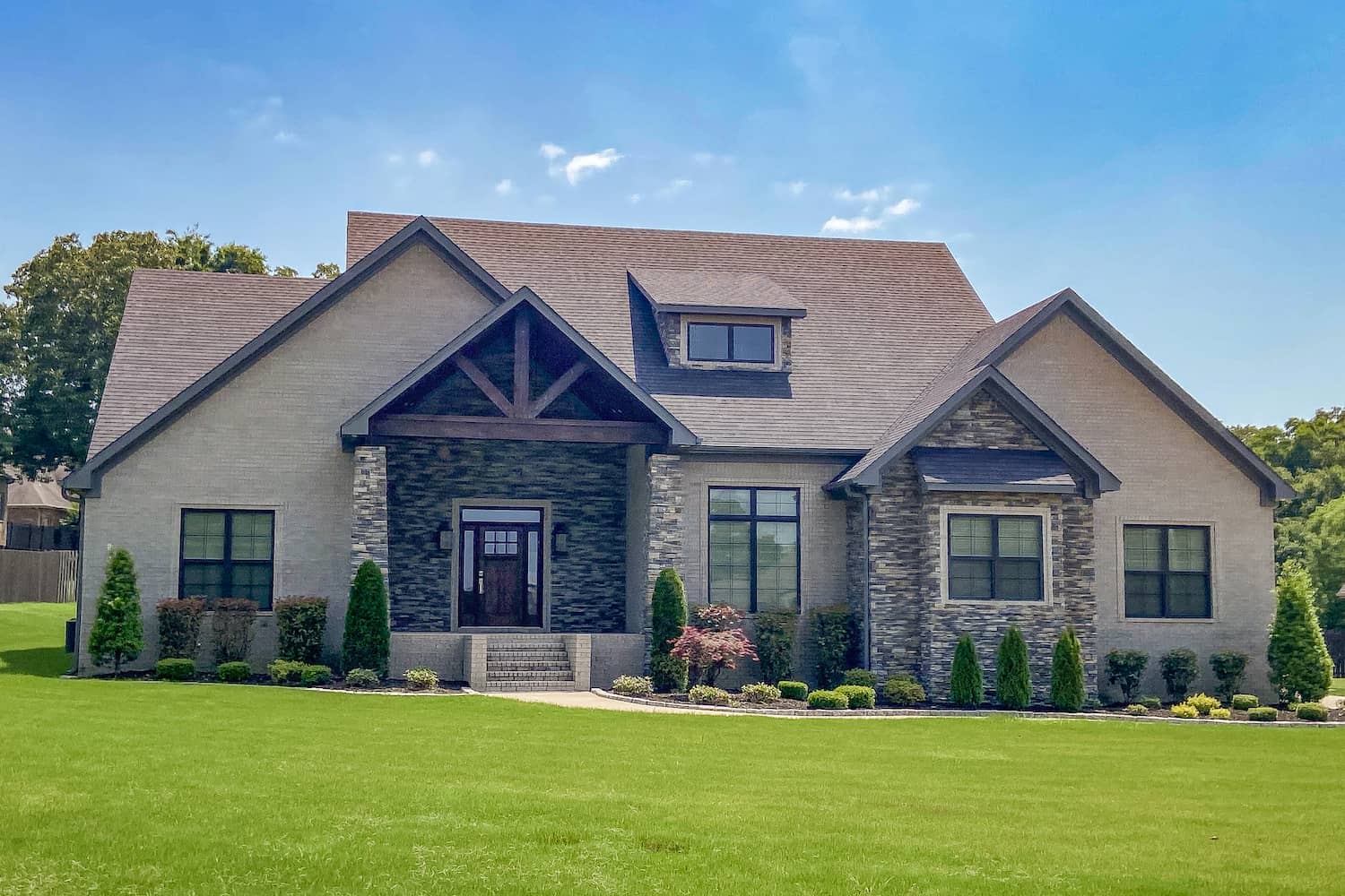 Luxury Rustic home (ThePlanCollection: Plan #153-1029)