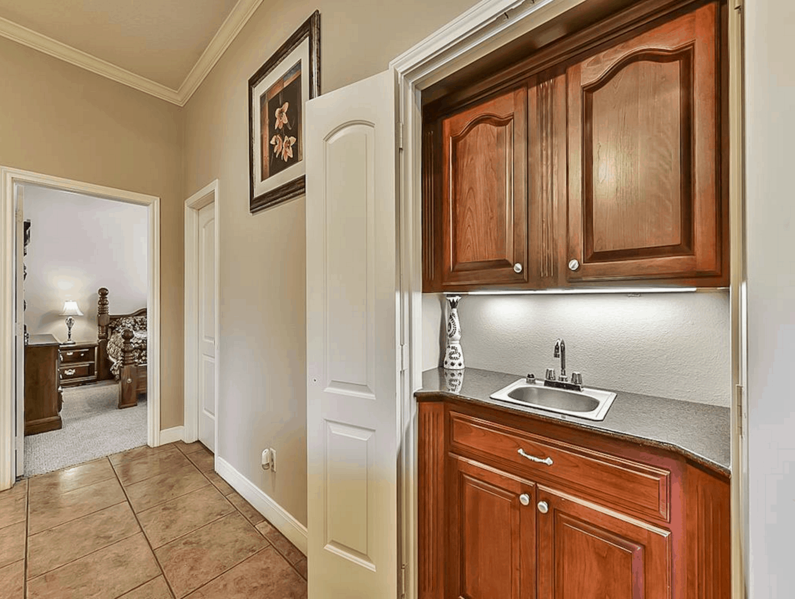 Wet Bar of this 4-Bedroom,3021 Sq Ft Plan -153-1209