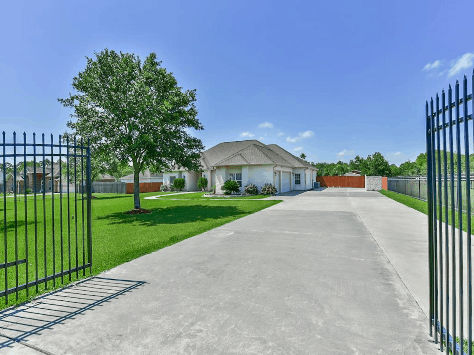 Front View of this 4-Bedroom,3021 Sq Ft Plan -153-1209