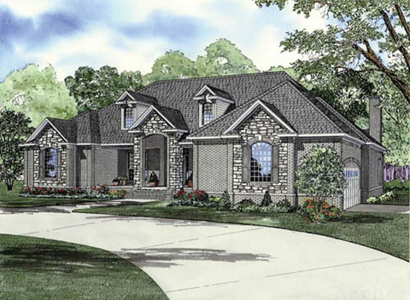 Right Side View of this 3-Bedroom, 3901 Sq Ft Plan - 153-1719