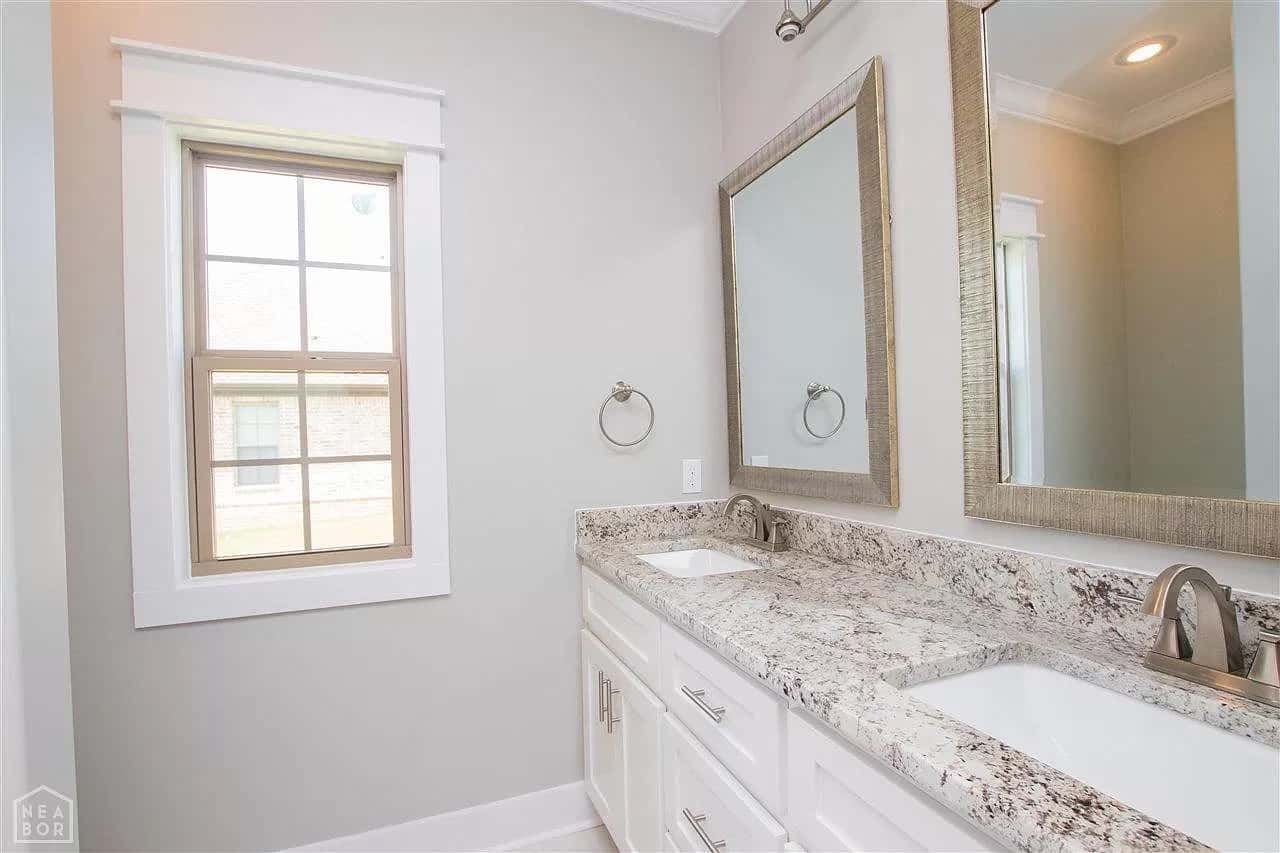 Bathroom of this 4-Bedroom,2546 Sq Ft Plan -153-1955