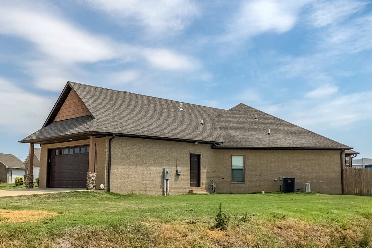 Side View of this 3-Bedroom,2199 Sq Ft Plan -2199
