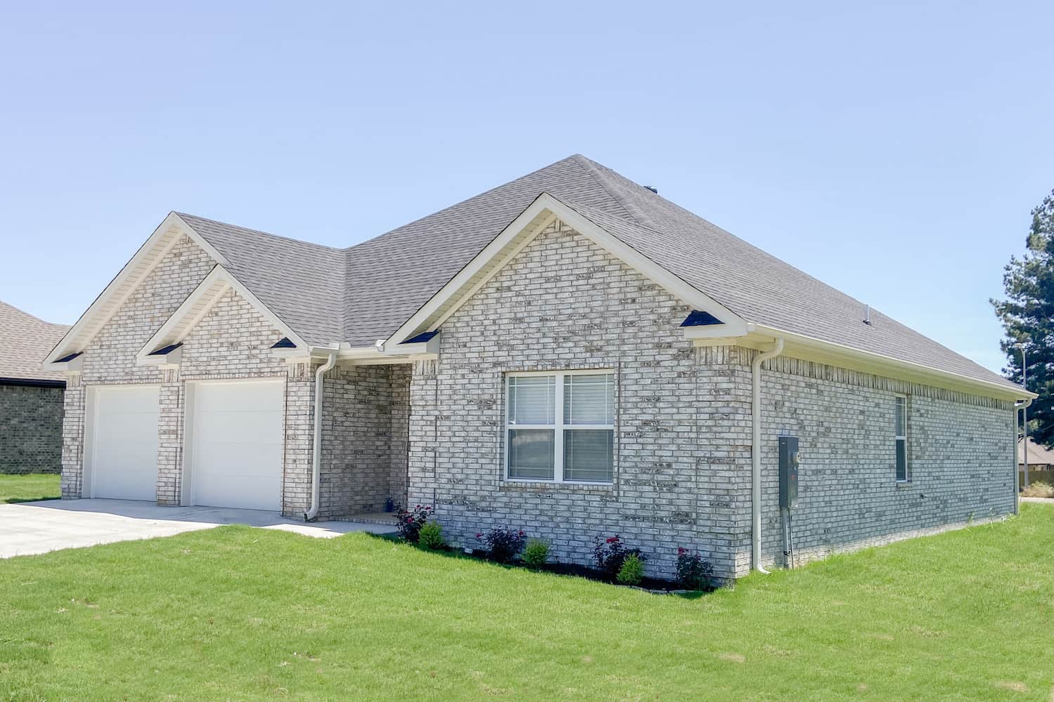 Right Side View of this 3-Bedroom,1516 Sq Ft Plan -153-2097