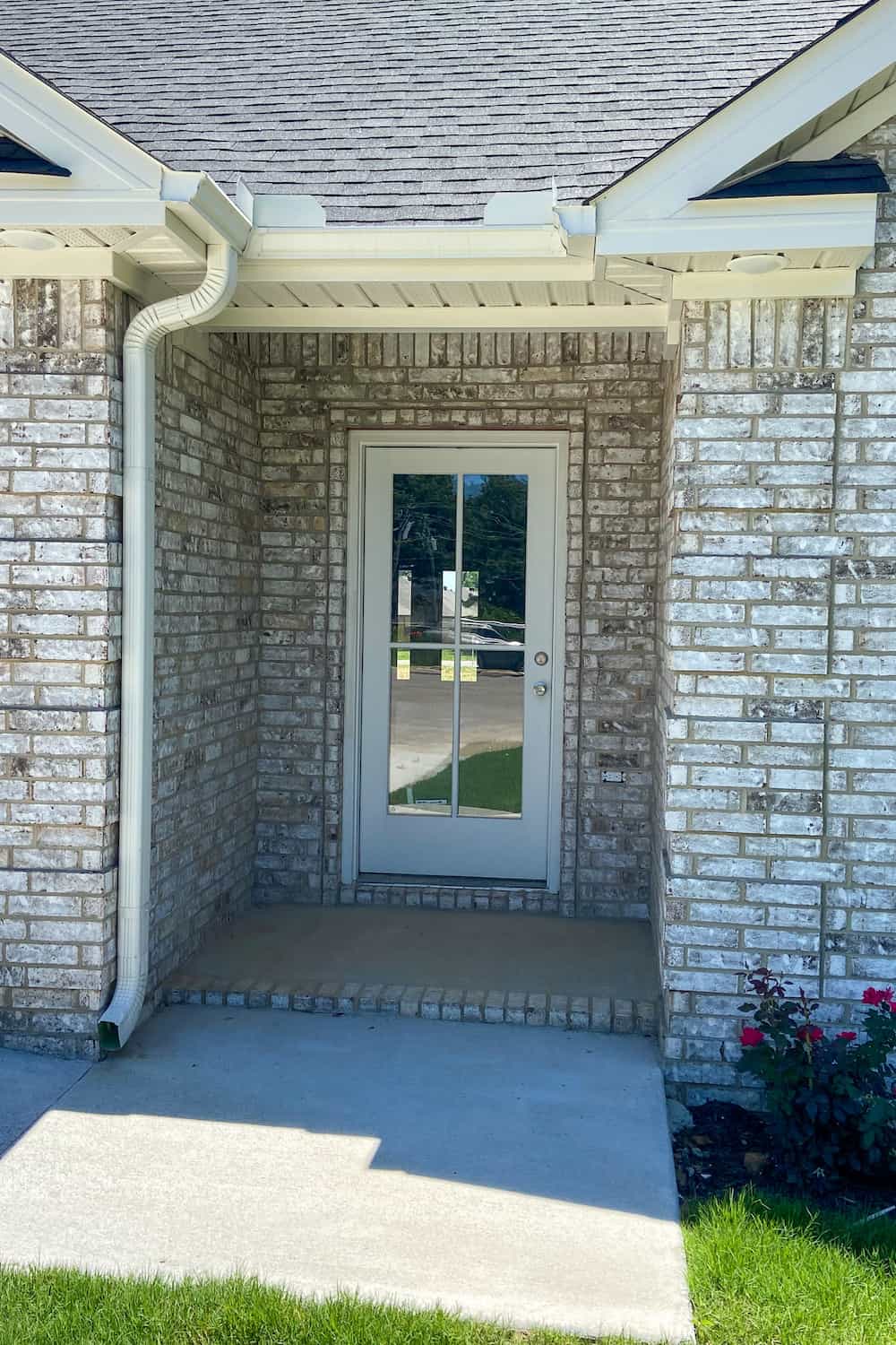 Front Door of this 3-Bedroom,1516 Sq Ft Plan -153-2097