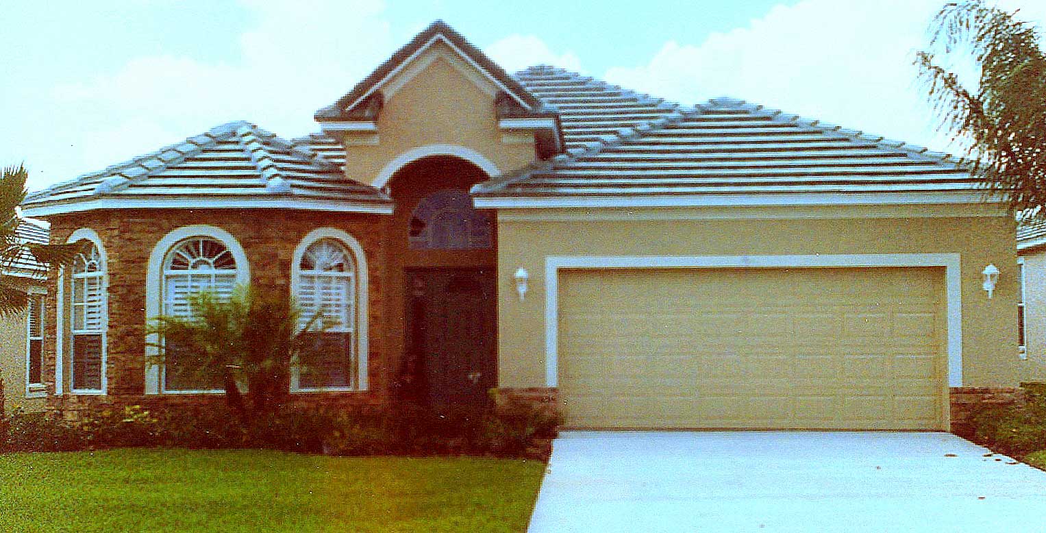This is a color photo for these Traditional House Plans.