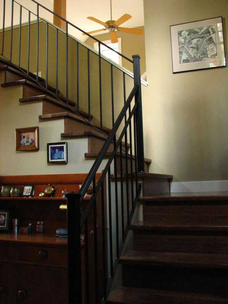 Entry Hall: Staircase of this 3-Bedroom,1235 Sq Ft Plan -1235