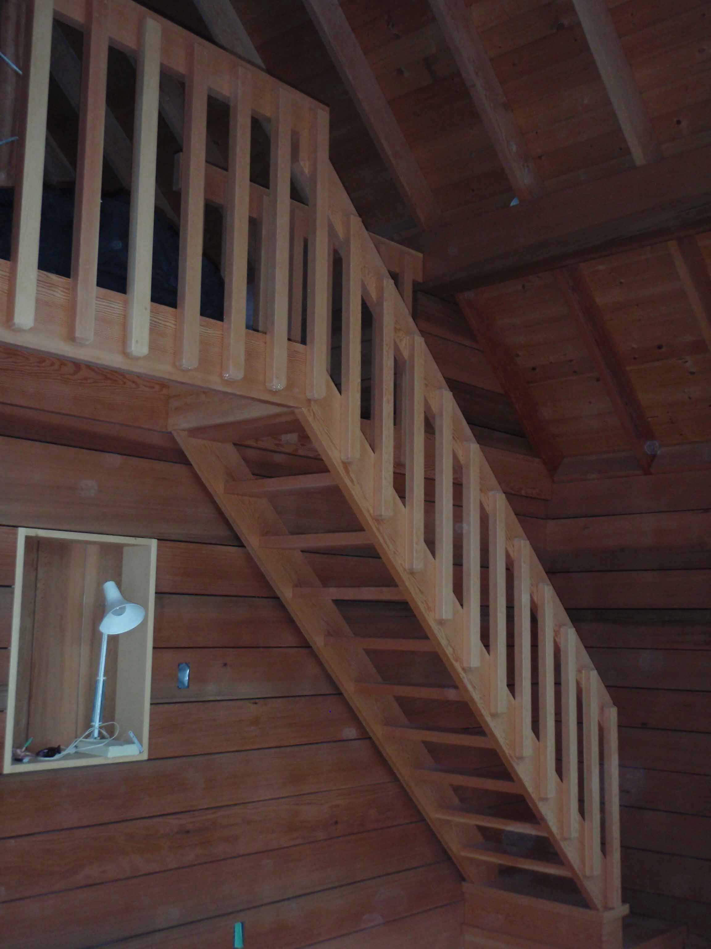 Entry Hall: Staircase of this 1-Bedroom,582 Sq Ft Plan -160-1020
