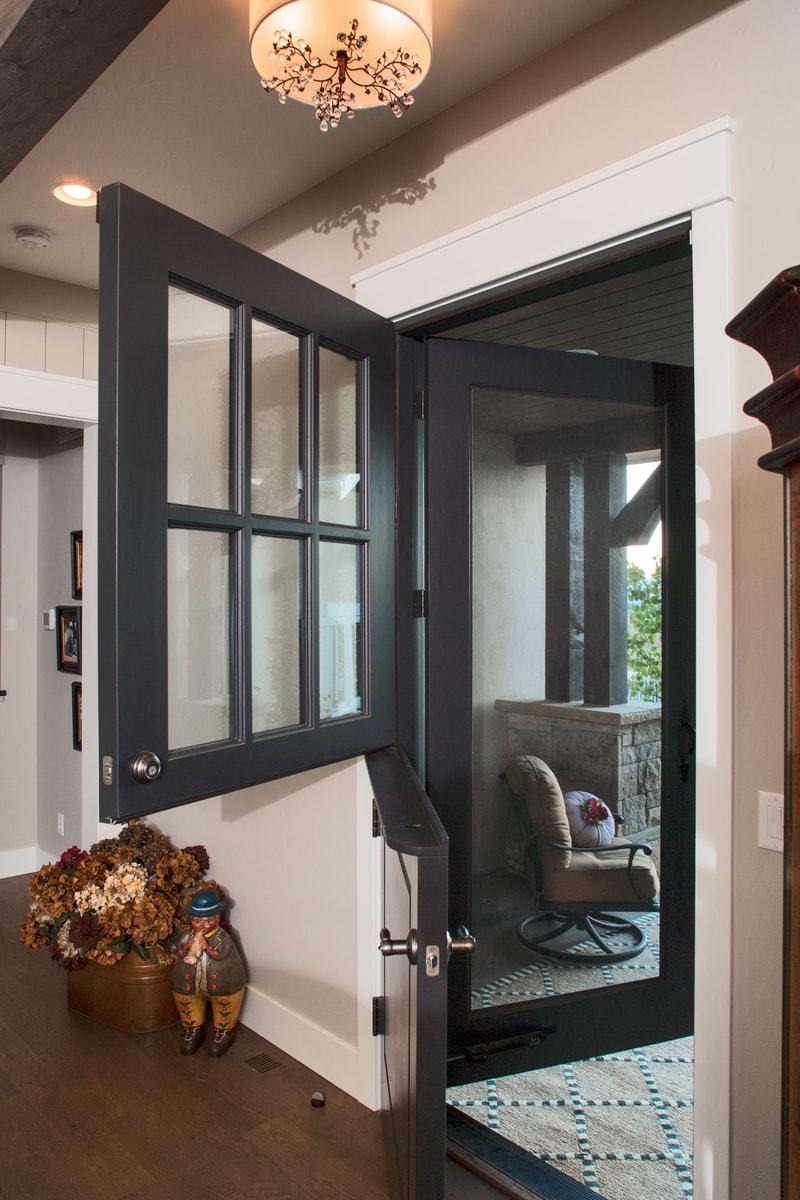 Entry Hall of this 2-Bedroom,1885 Sq Ft Plan -161-1068