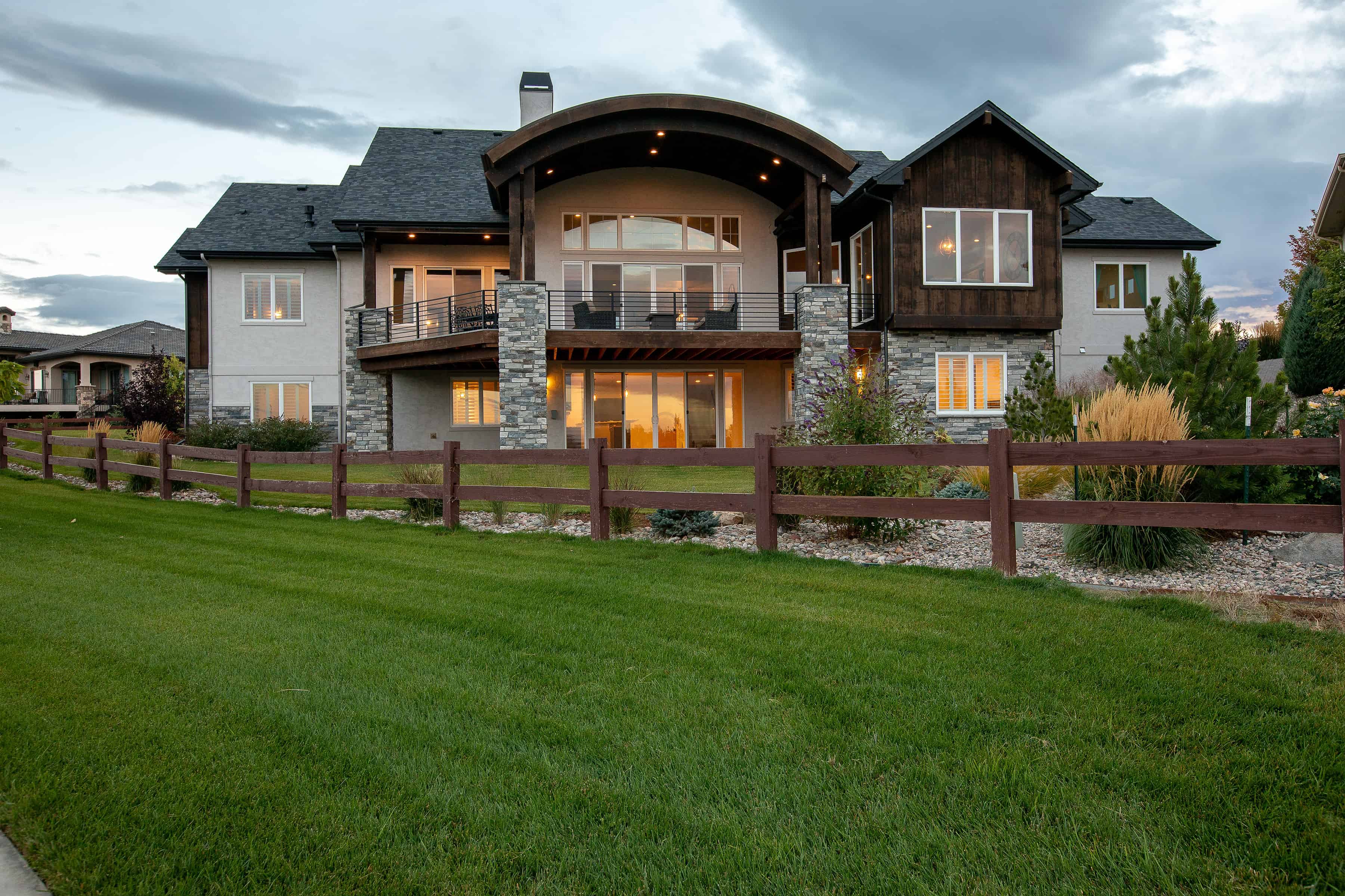 Rear View of this 2-Bedroom,3526 Sq Ft Plan -161-1118