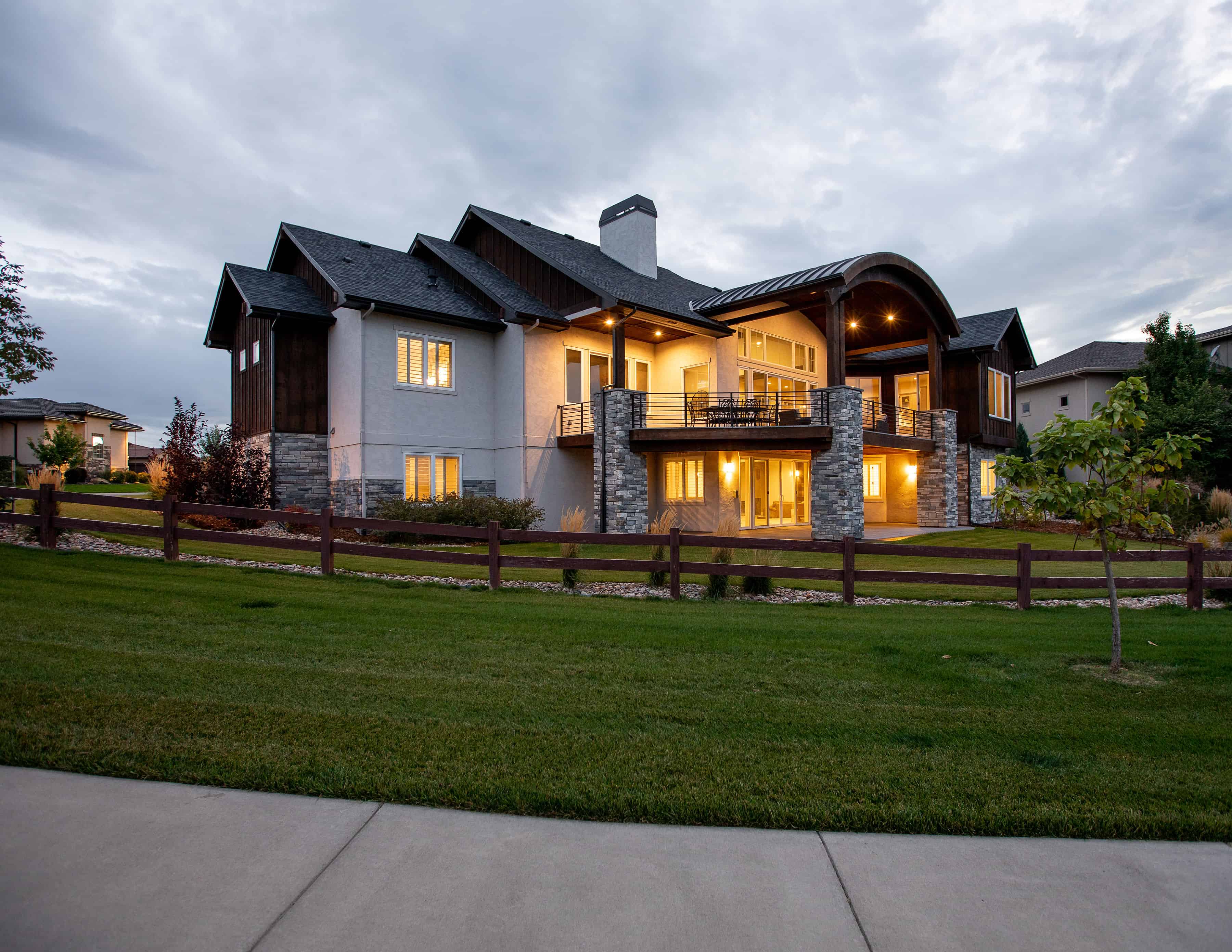 Home at Night of this 2-Bedroom,3526 Sq Ft Plan -161-1118