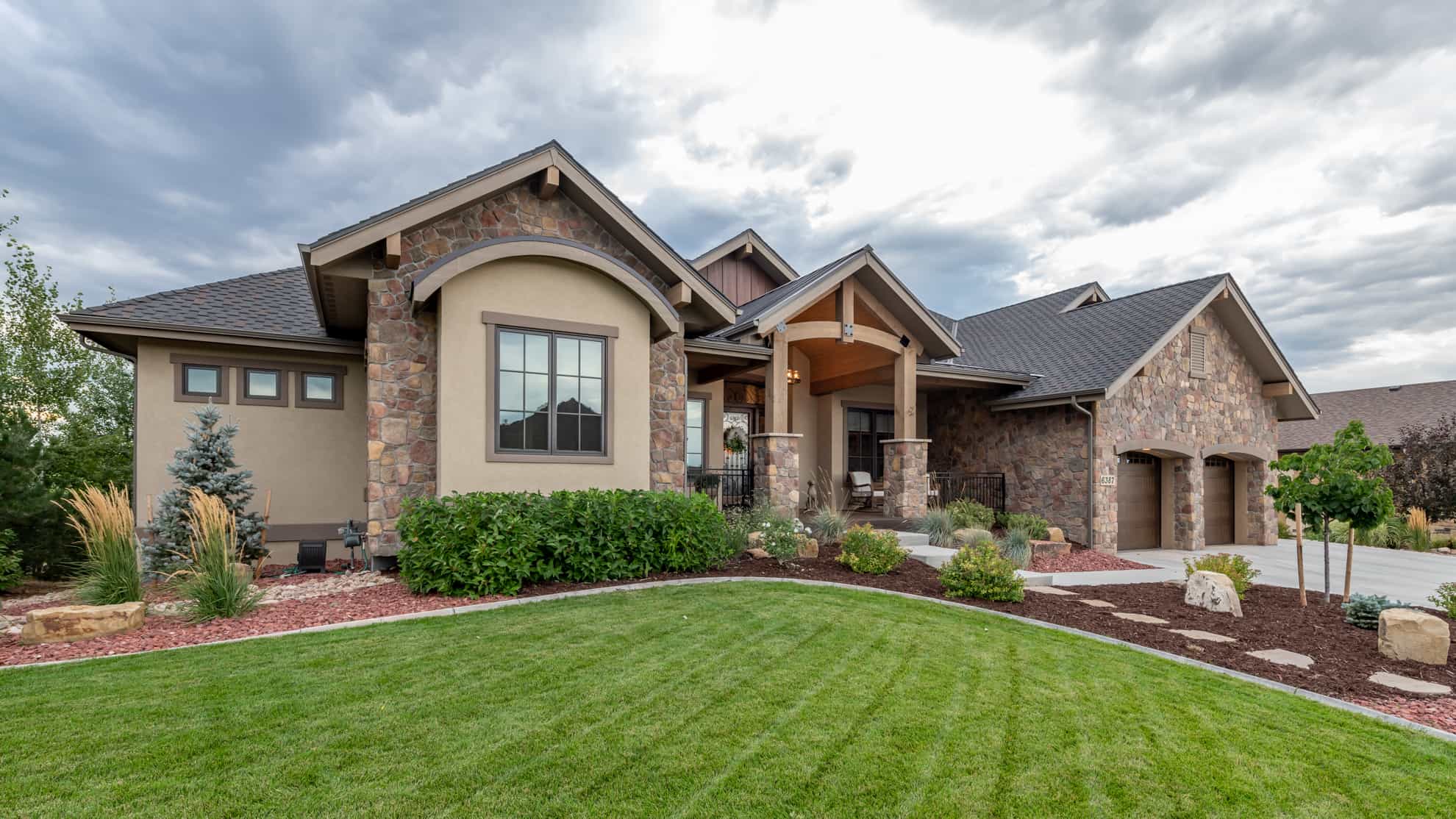 Left Side View of this 2-Bedroom,2861 Sq Ft Plan -161-1127