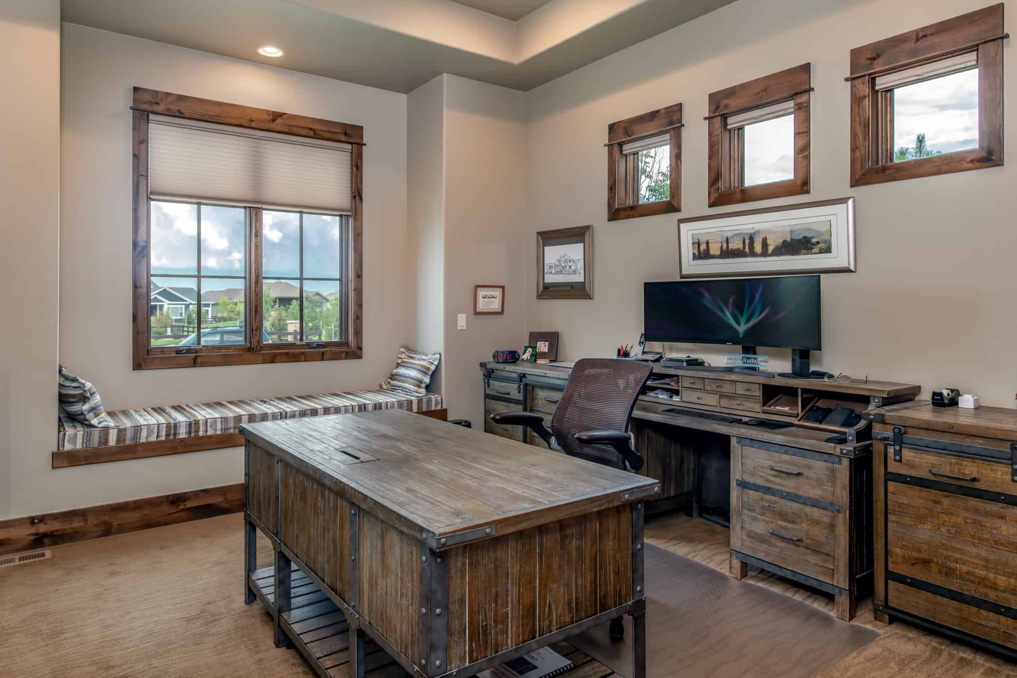 Home Interior Photograph of this 2-Bedroom,2861 Sq Ft Plan -161-1127