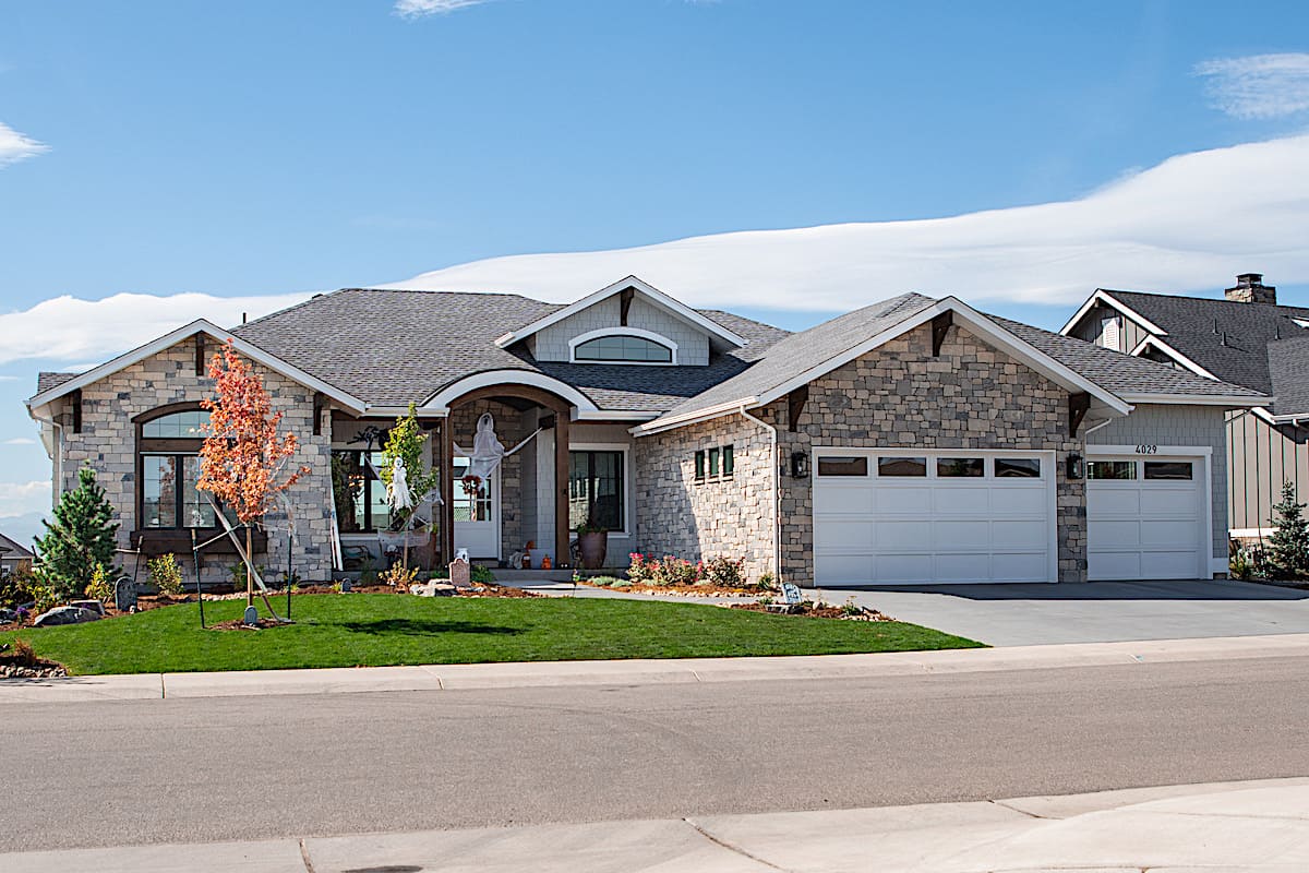 Front View of this 2-Bedroom,2775 Sq Ft Plan -161-1136