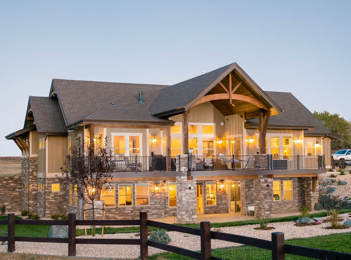 Rear View of this 2-Bedroom,2889 Sq Ft Plan -161-1147