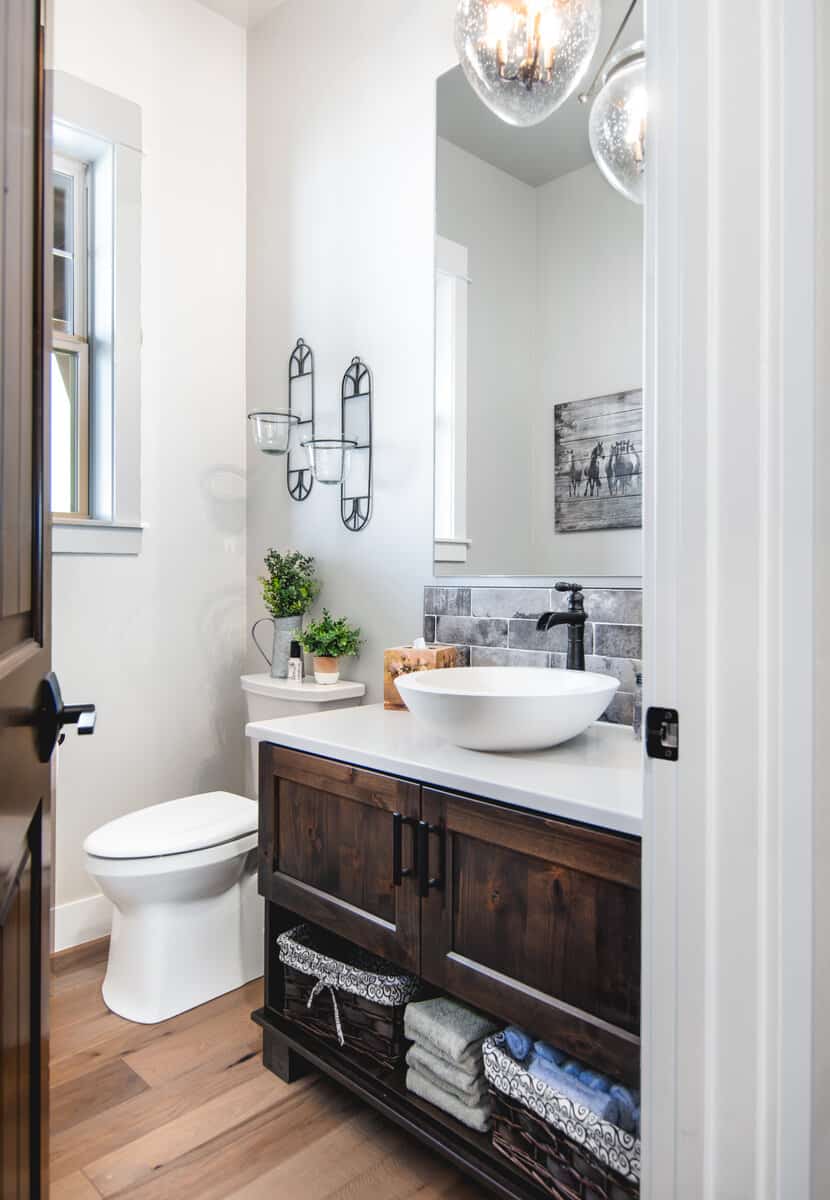 Bathroom of this 2-Bedroom,2889 Sq Ft Plan -161-1147