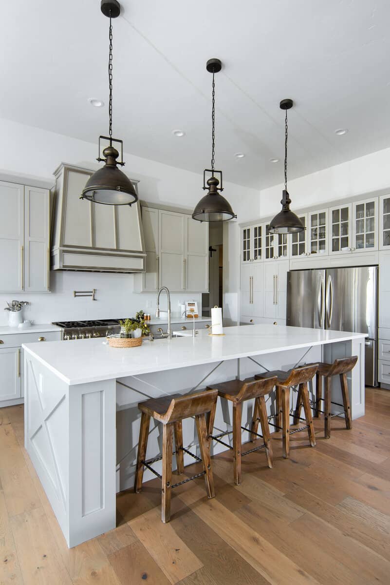 Kitchen: Breakfast Bar of this 4-Bedroom,3717 Sq Ft Plan -161-1149