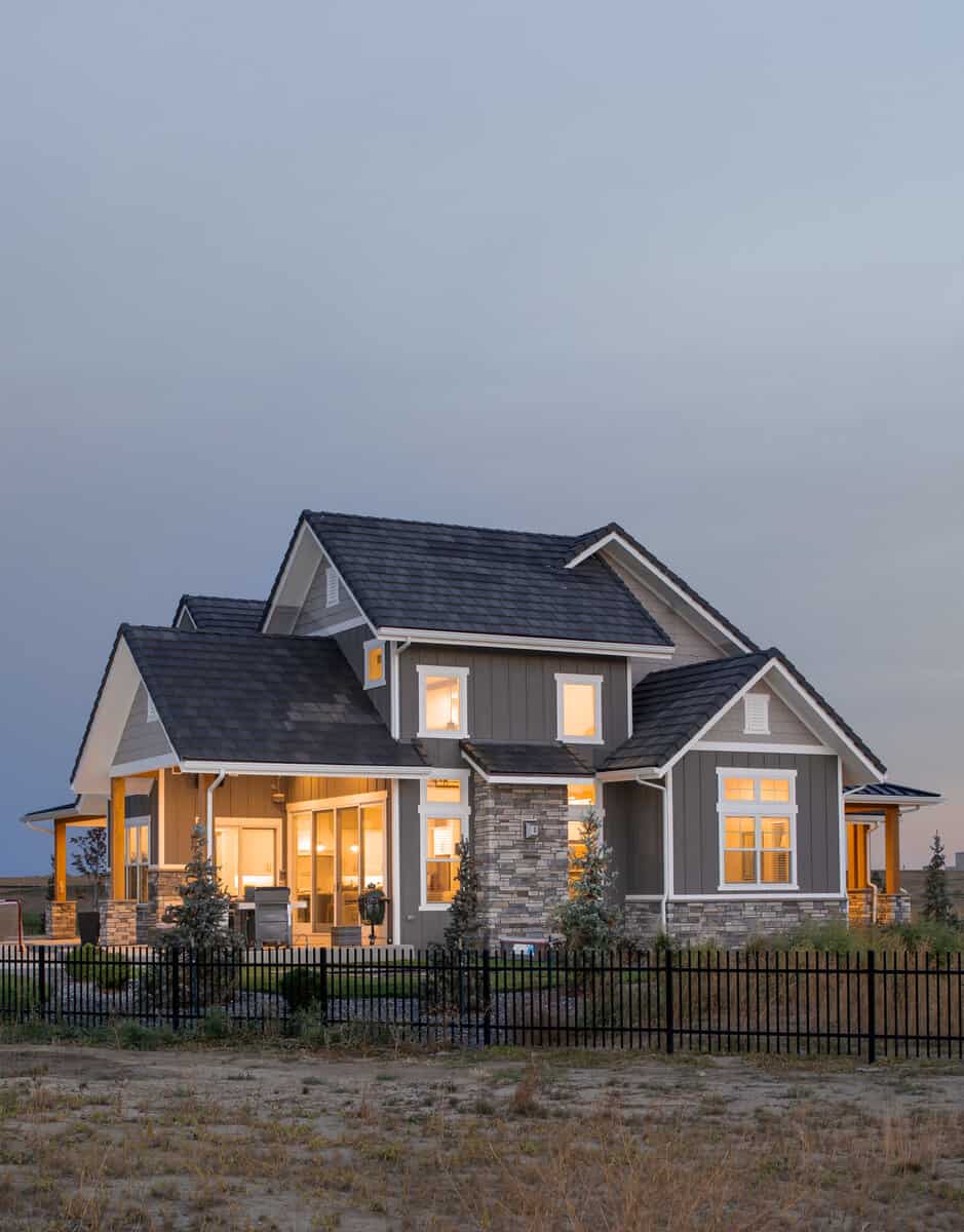 Side View of this 4-Bedroom,3149 Sq Ft Plan -161-1151