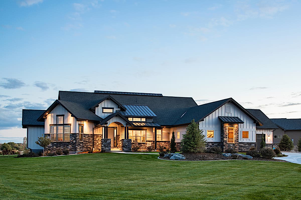Ranch home (ThePlanCollection: Plan #161-1154)