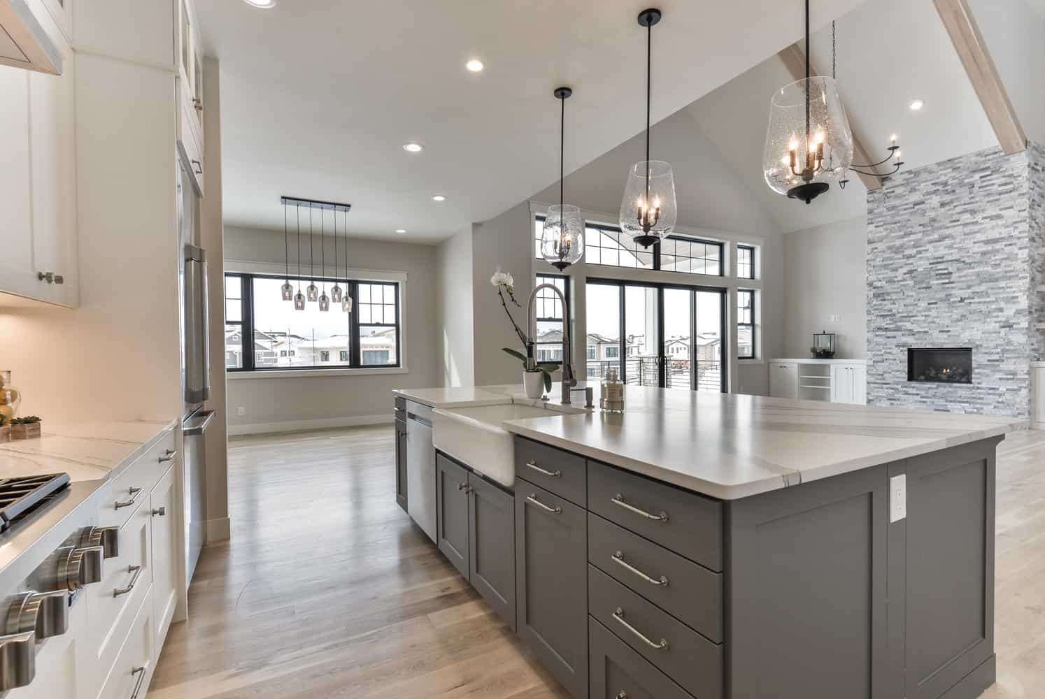 Kitchen: Breakfast Bar of this 4-Bedroom,3674 Sq Ft Plan -161-1155