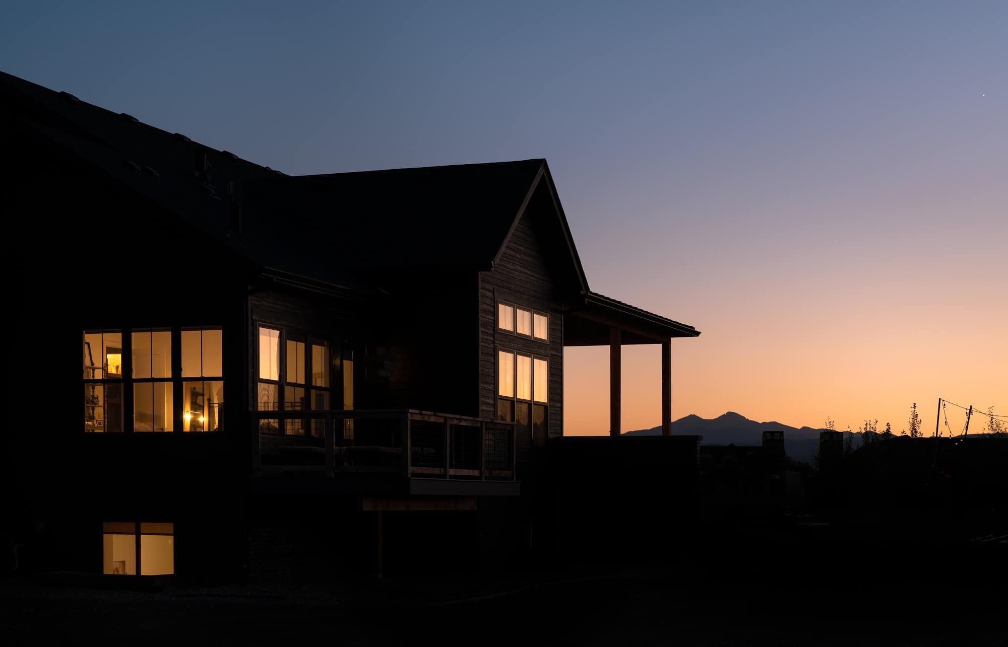 Home at Night of this 4-Bedroom,3977 Sq Ft Plan -161-1166